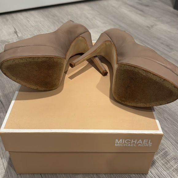 Michael Kors Heels - Picture 4 of 4
